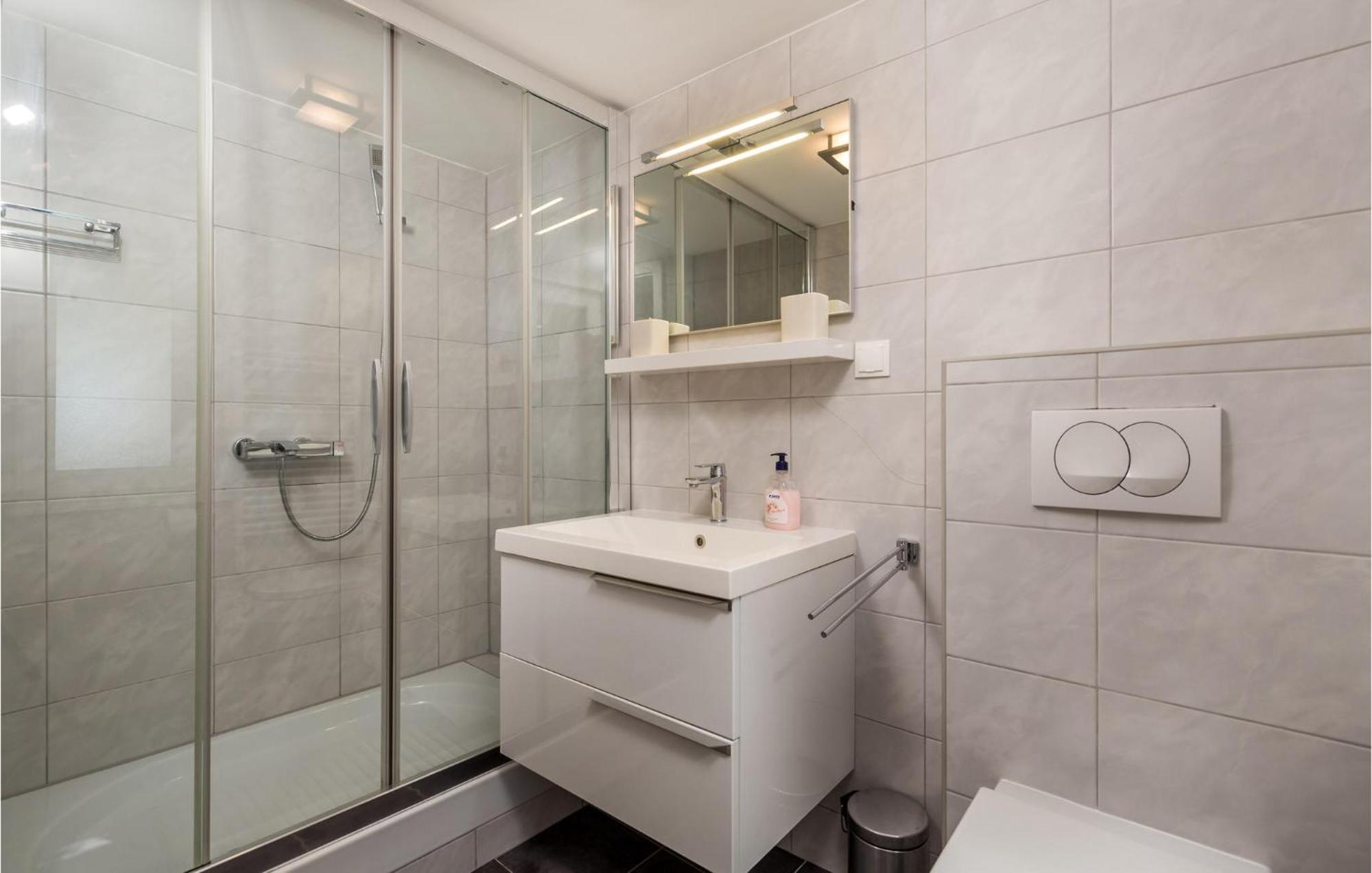 Nice Home In Krk With Kitchen 克尔克 外观 照片
